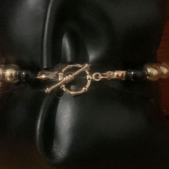 button/ zipper pull - Picture 3 of 6